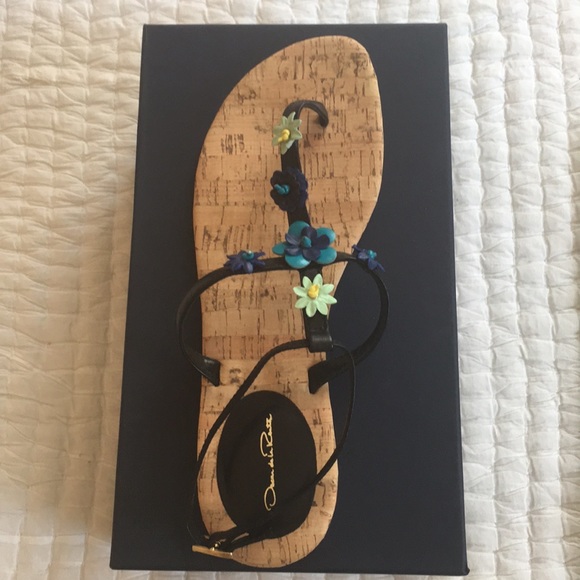 NWT Oscar de la Renta ankle strap navy flats - Picture 3 of 3